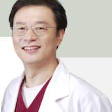 ク・サンファン代表院長(整形外科専門医/医学博士)