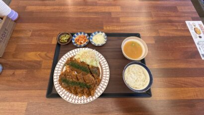 デミグラスカツ