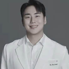 キム・ジンソ院長