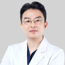 イム・ユンミン医師