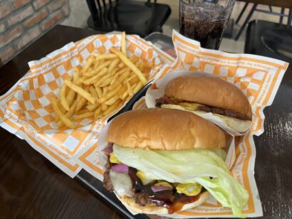 バーガーズオールマイティ 西面本店